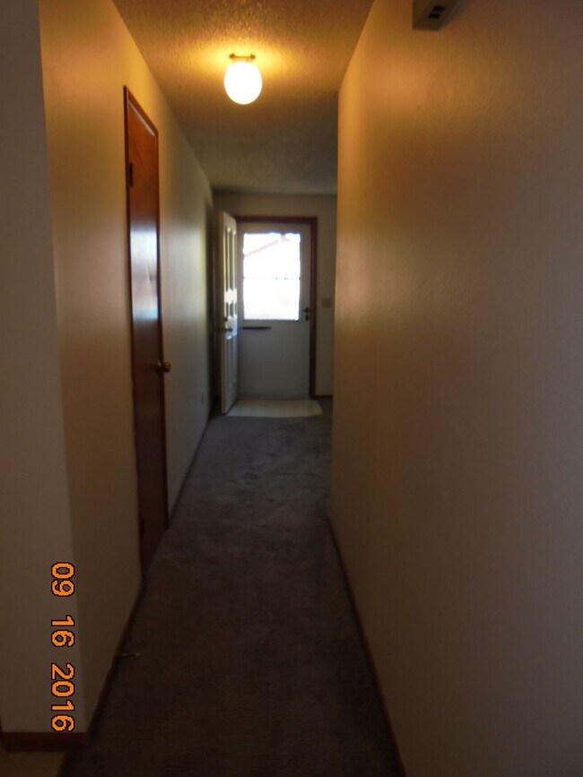 Building Photo - 312 NE 24th St