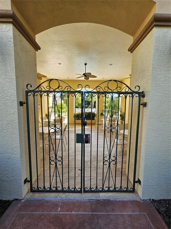 Building Photo - 3631 Square W Ln