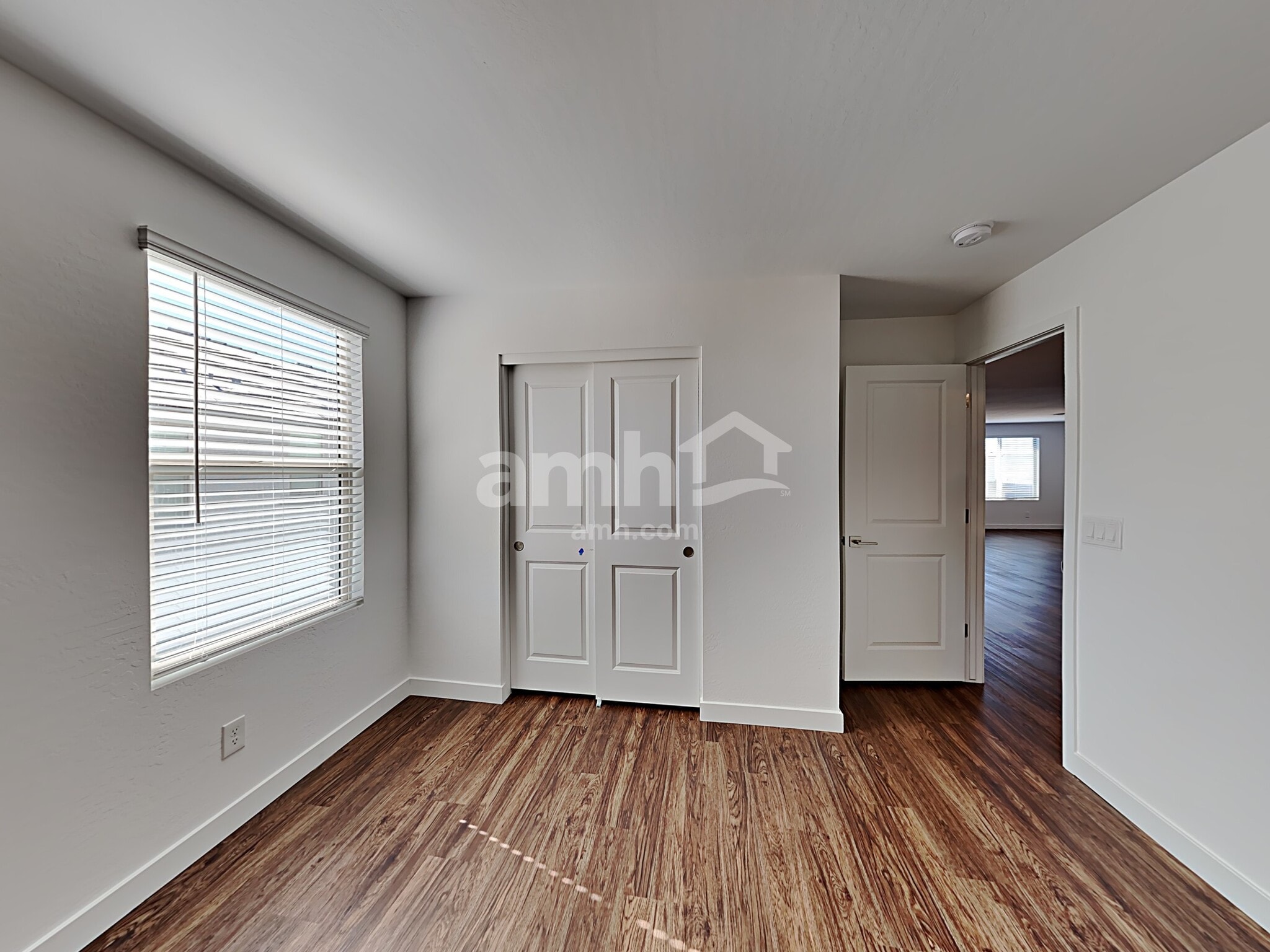 Building Photo - 4313 S 105th Dr