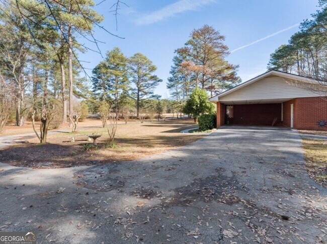 Building Photo - 1600 GA-92