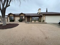 Building Photo - Charming Single-Family Home Available For ...