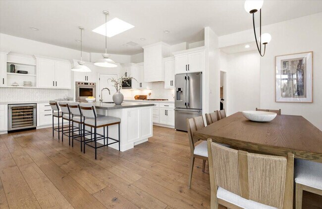 Building Photo - 3631 N 54th Ct