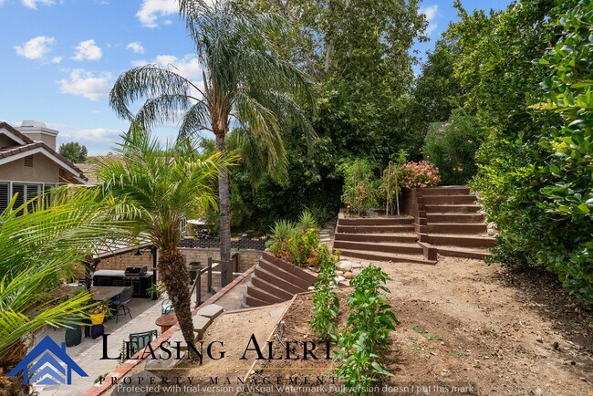 Building Photo - 27597 Artine Dr