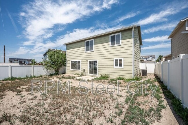 Building Photo - 2238 Meadowlark Ln