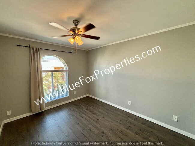 Building Photo - 642 N Richey Blvd