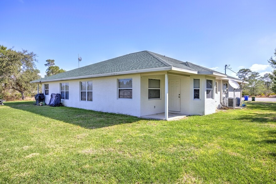 Building Photo - 221 Beech Way NW