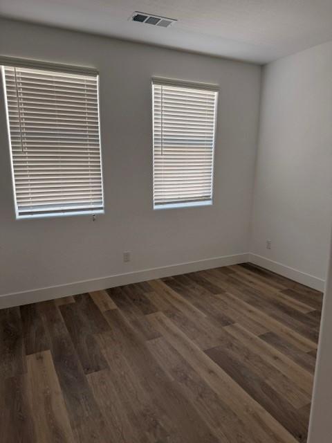 Building Photo - 2835 E Teaberry Dr