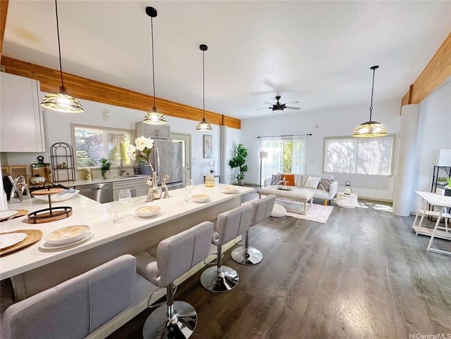 Building Photo - 2578 Pacific Heights Rd