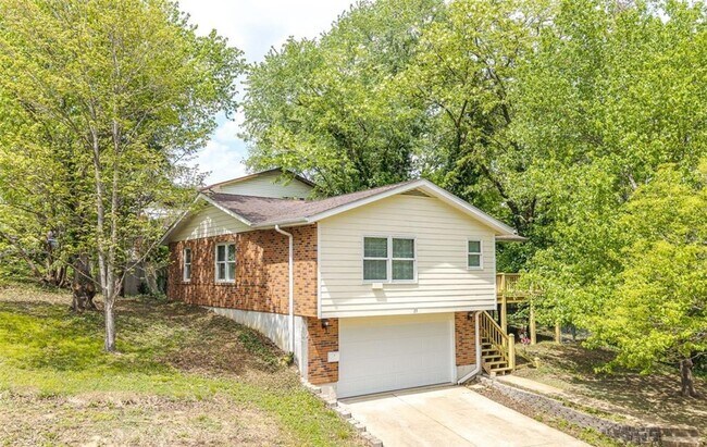 Building Photo - Ranch 3BR-2BA Single-Family House - Washington MO 63090