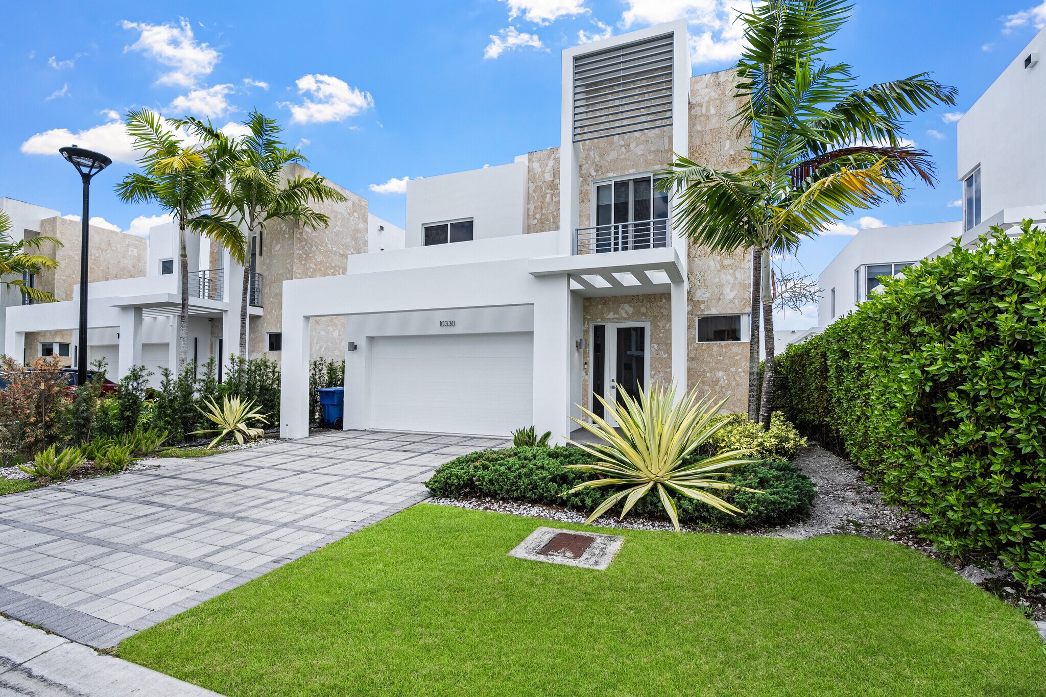 Building Photo - 10330 NW 68th St
