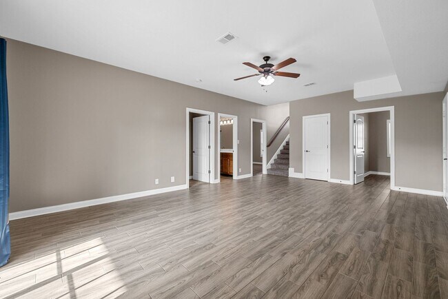 Building Photo - Stunningly Large Home Ready Today!