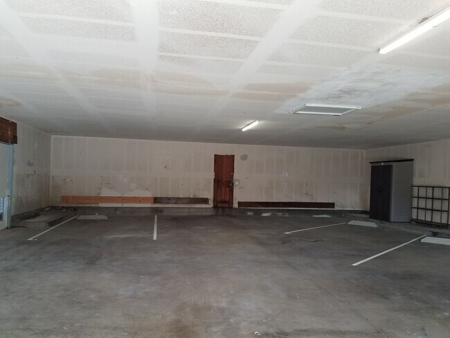 Building Photo - 526-528 10th Street