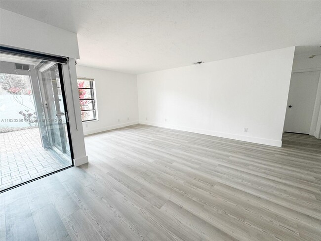Building Photo - 13544 SW 110th Terrace
