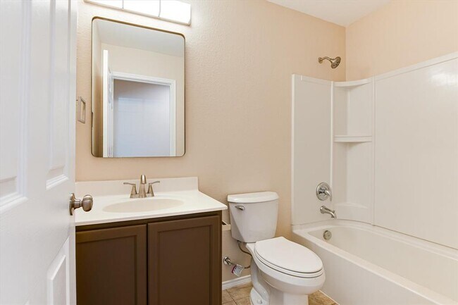 Building Photo - 101 King Elder Ln