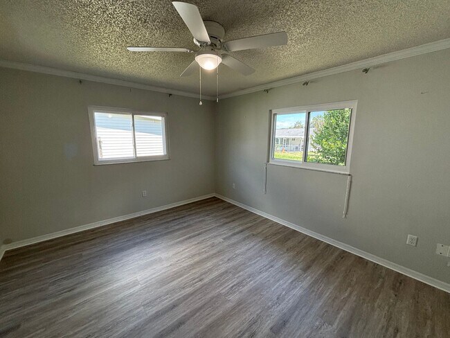 Building Photo - 6366 SW 115th Street Rd