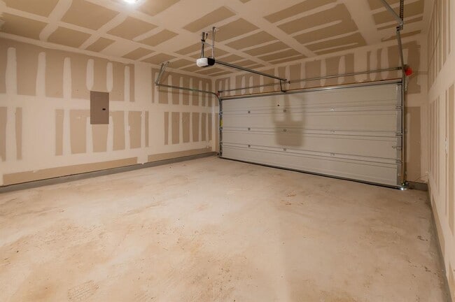 Building Photo - 2234 Rocoso Trl