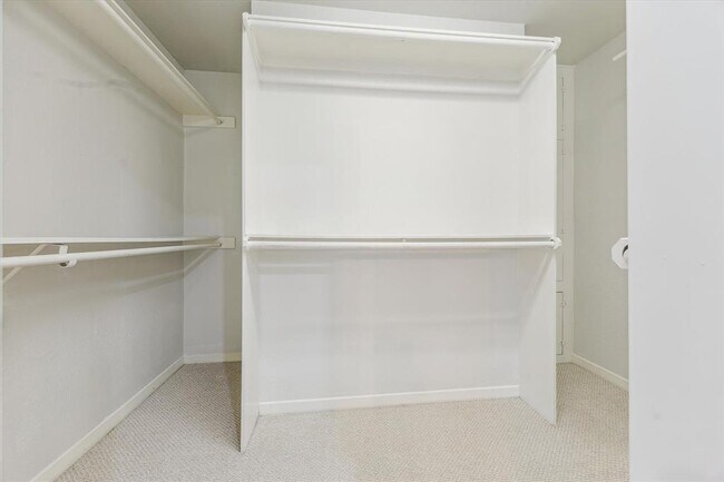 Building Photo - 5329 Judalon Ln