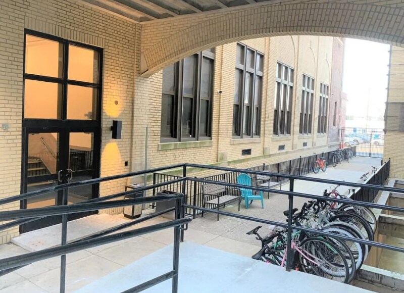 Building Photo - 1501 S 17th St