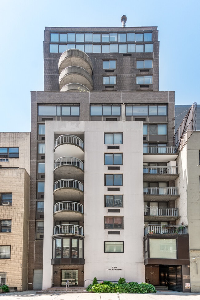 Building Photo - 224 E 52nd St