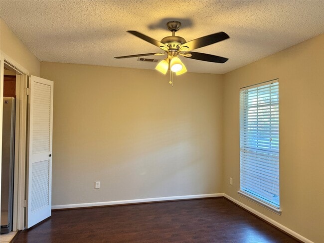 Building Photo - 2923 Cottonfield Way
