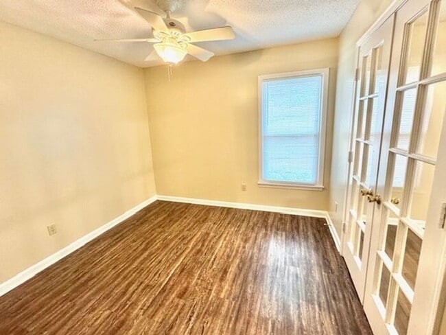Building Photo - Open House, Friday , May 16 2025 1 PM to 4 PM