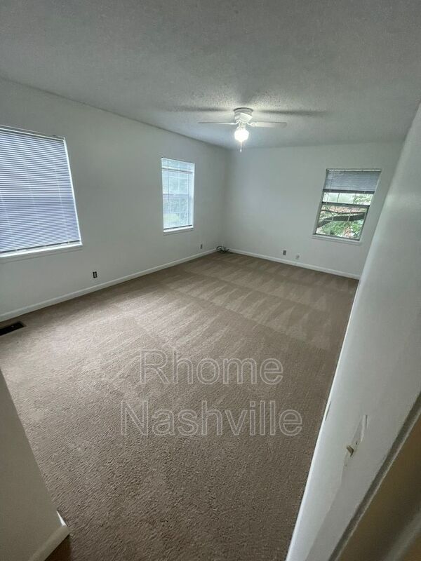 Building Photo - 5161/5163 Hilson