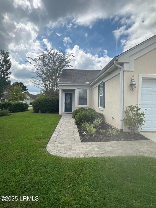 Building Photo - 1 Pomegranate Ln