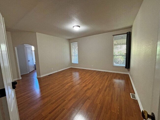 Building Photo - 1600 Fort Bragg Rd
