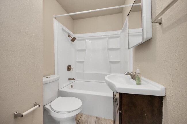 Building Photo - 201 W Pitts Ave