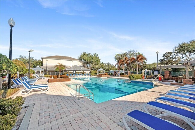 Building Photo - 6435 Manhattan Village Ave