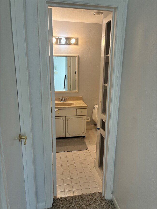Building Photo - 6349 Briar Rose Dr