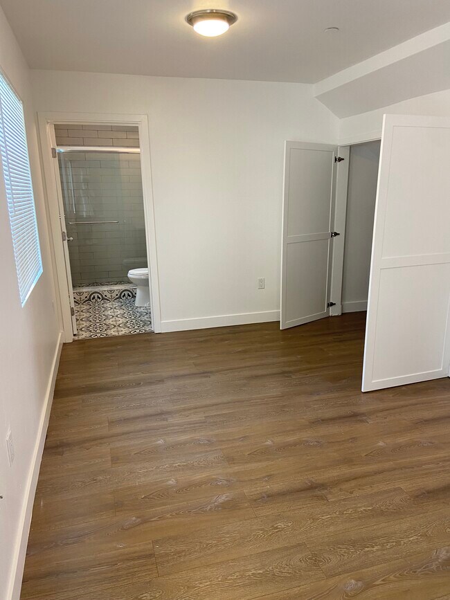 Building Photo - 11514 Emelita St