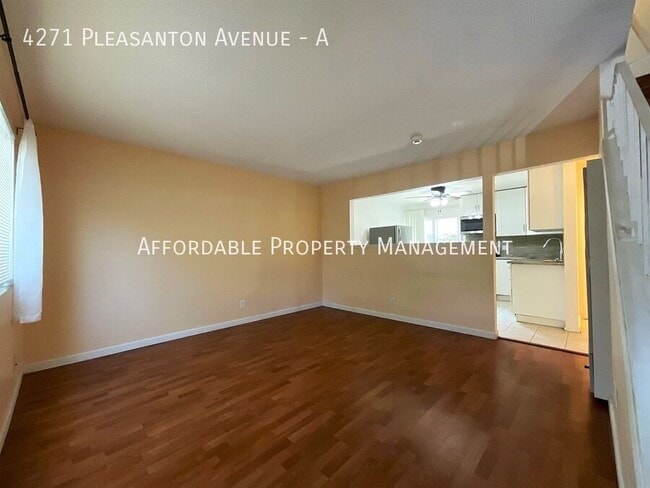 Building Photo - 4271 Pleasanton Ave