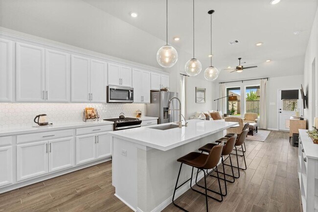 Building Photo - 21131 Austin Chalk Dr