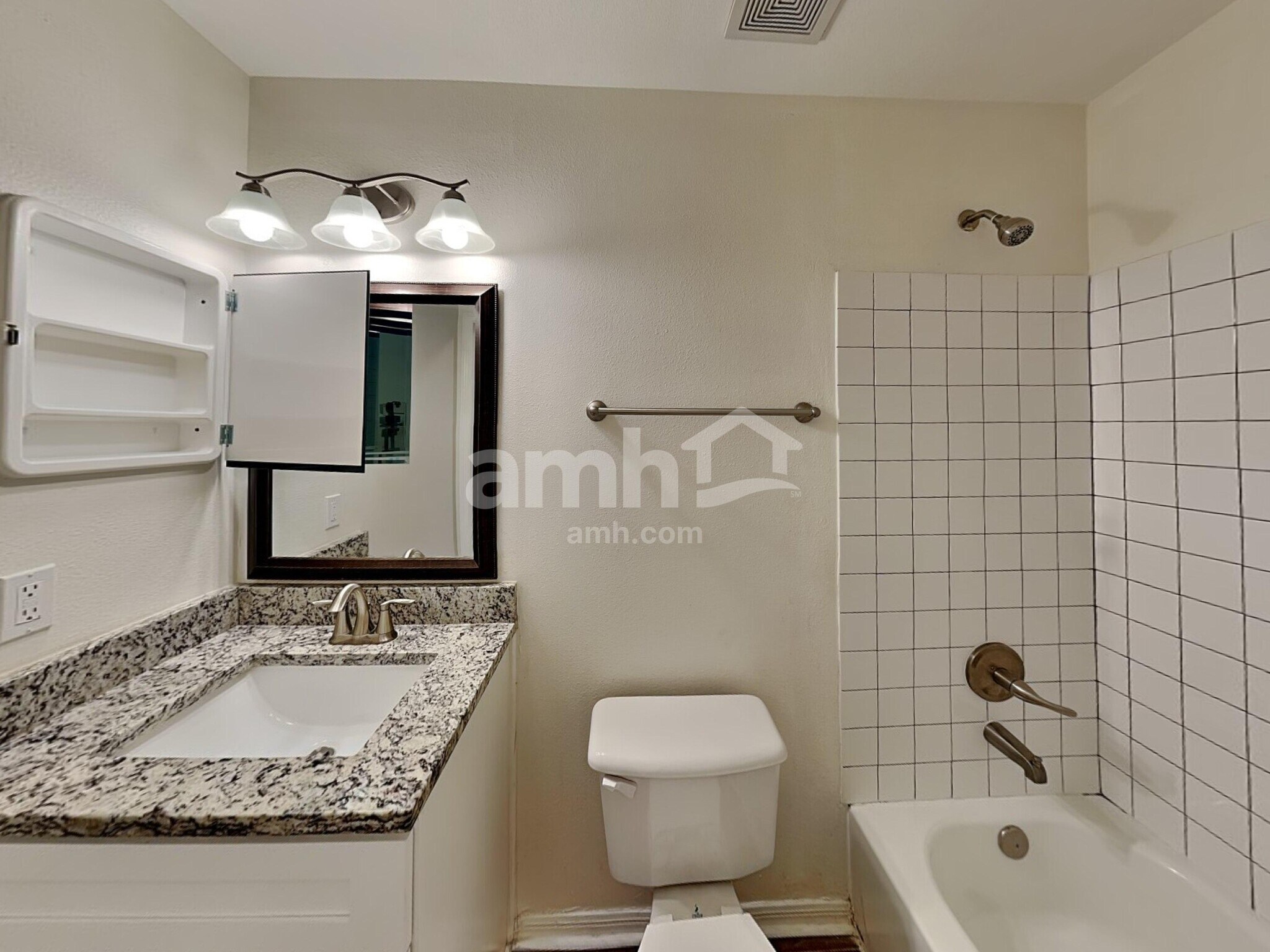 Building Photo - 12904 Brookcrest Pl