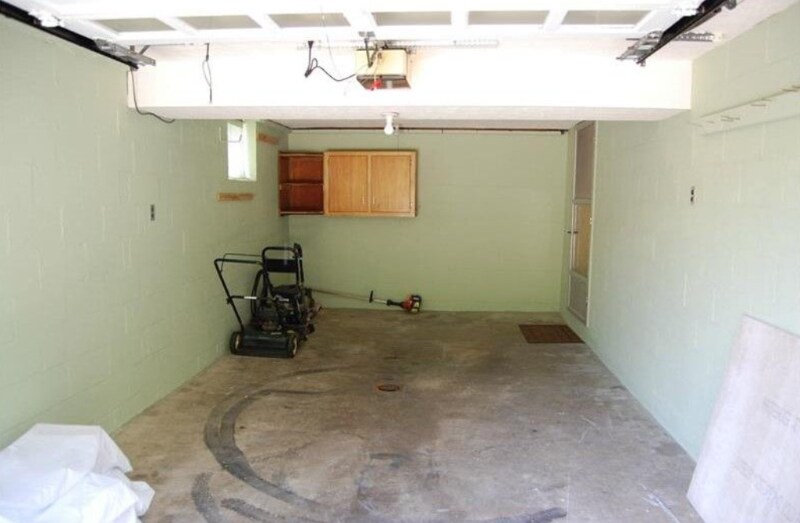 Building Photo - 151 Dicio St
