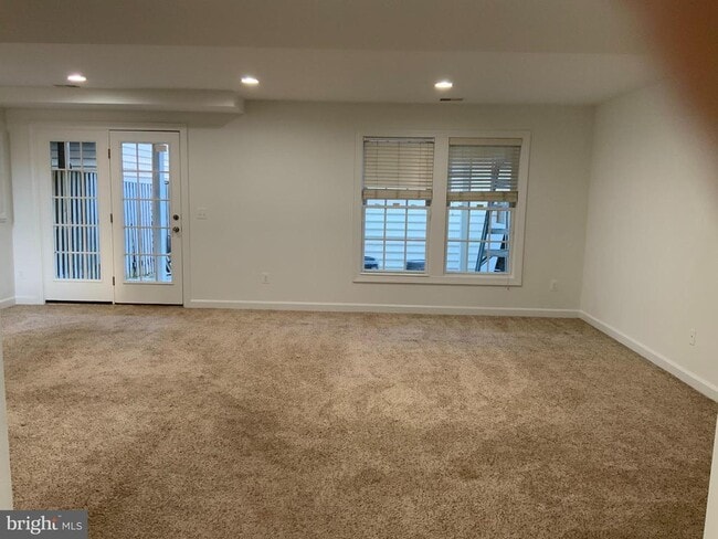 Building Photo - 13005 Jadestone Way