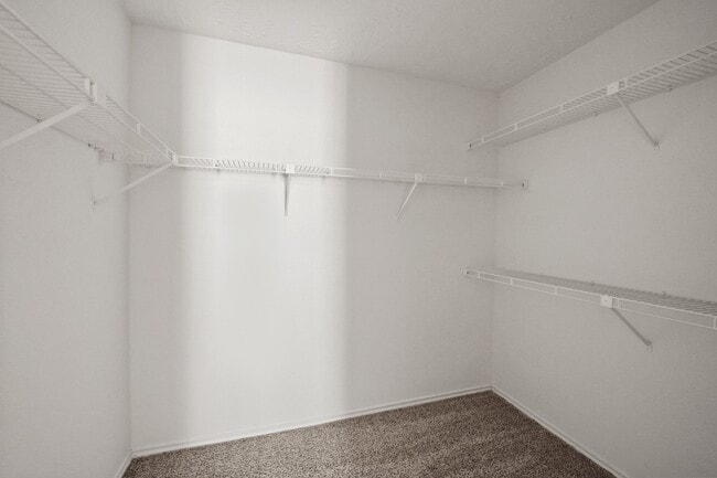 Building Photo - 22714 Powell House Ln