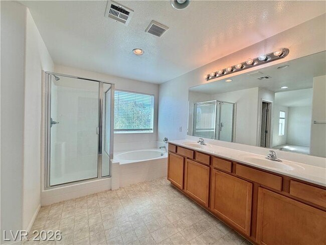 Building Photo - 10069 Pacific Peak St