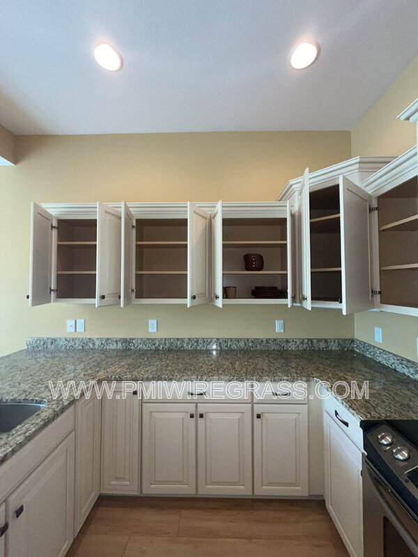 Building Photo - 306 Hidden Creek Cir