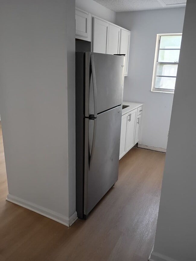 Building Photo - 116 N F St