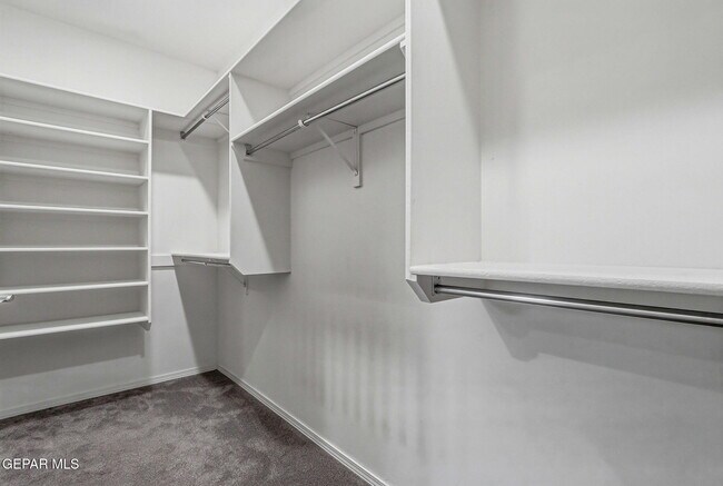 Building Photo - 13453 Coldham St