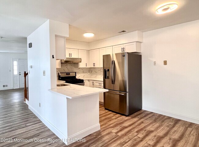 Building Photo - 1133 Roseberry Ct