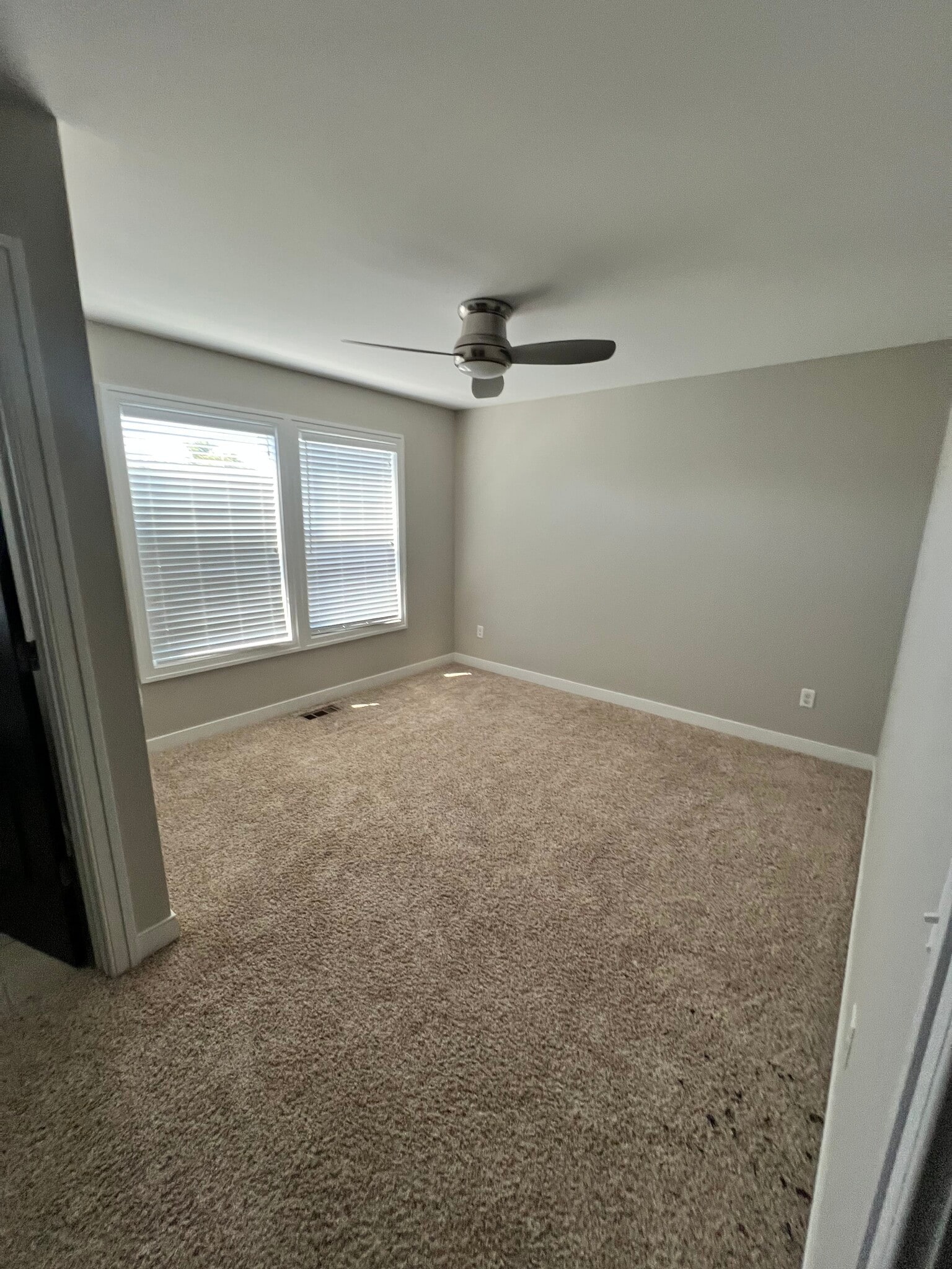 2nd Bedroom - 1335 N Grant Ave