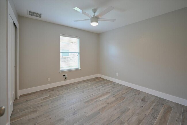 Building Photo - 13617 Coomer Path