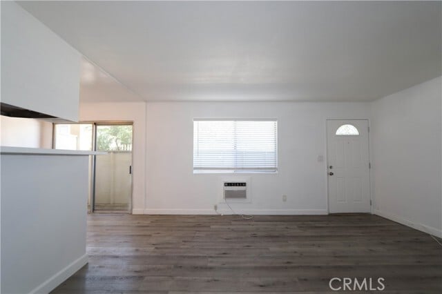 Building Photo - 460 Vista Ave