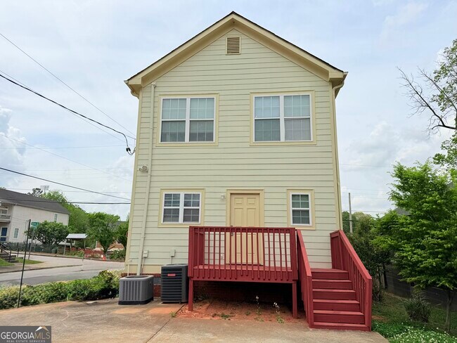 Building Photo - 109 Vine St NW