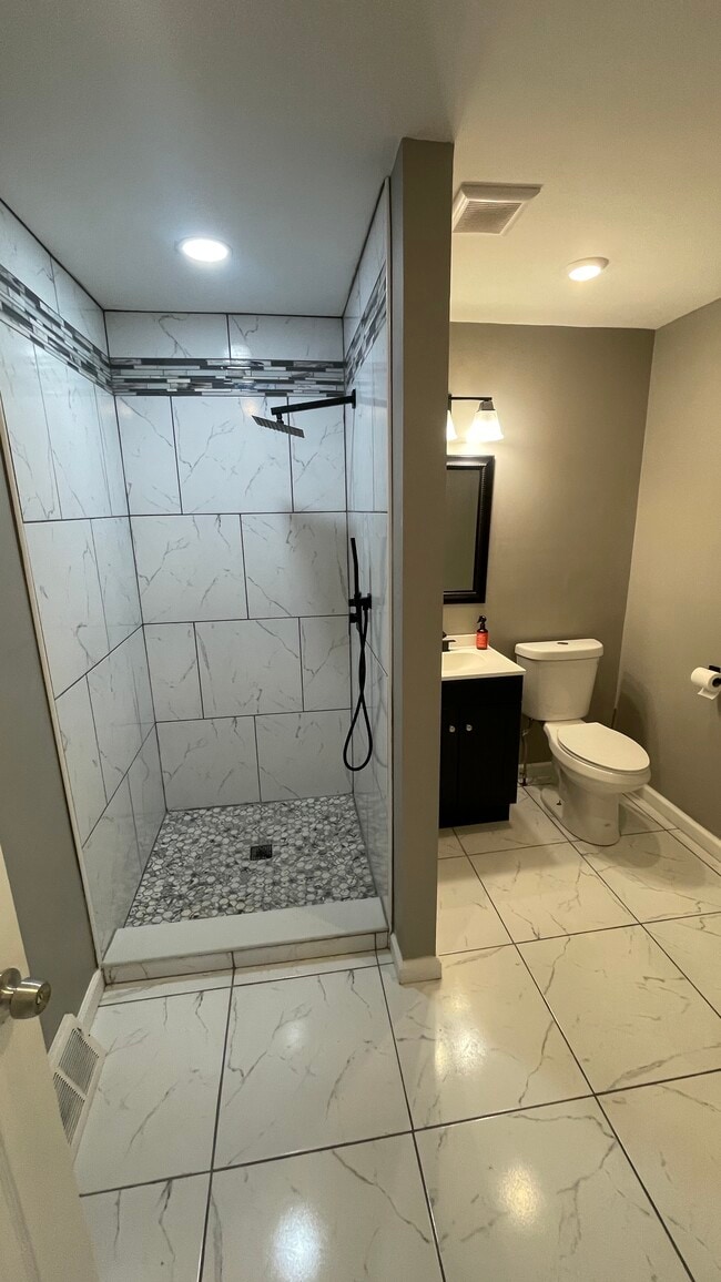 Building Photo - 505 Monongahela Ave