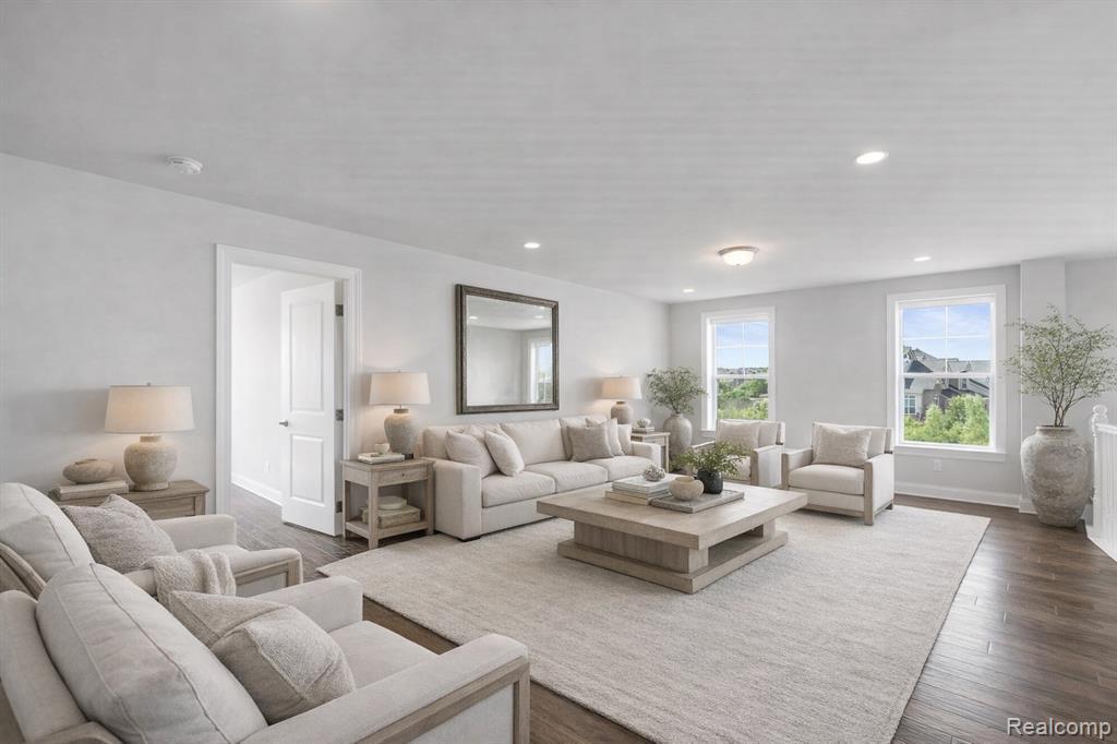 Building Photo - 3017 N Spurway Dr