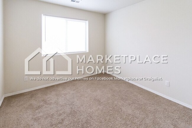 Building Photo - 3533 Wild Horse Rd NE